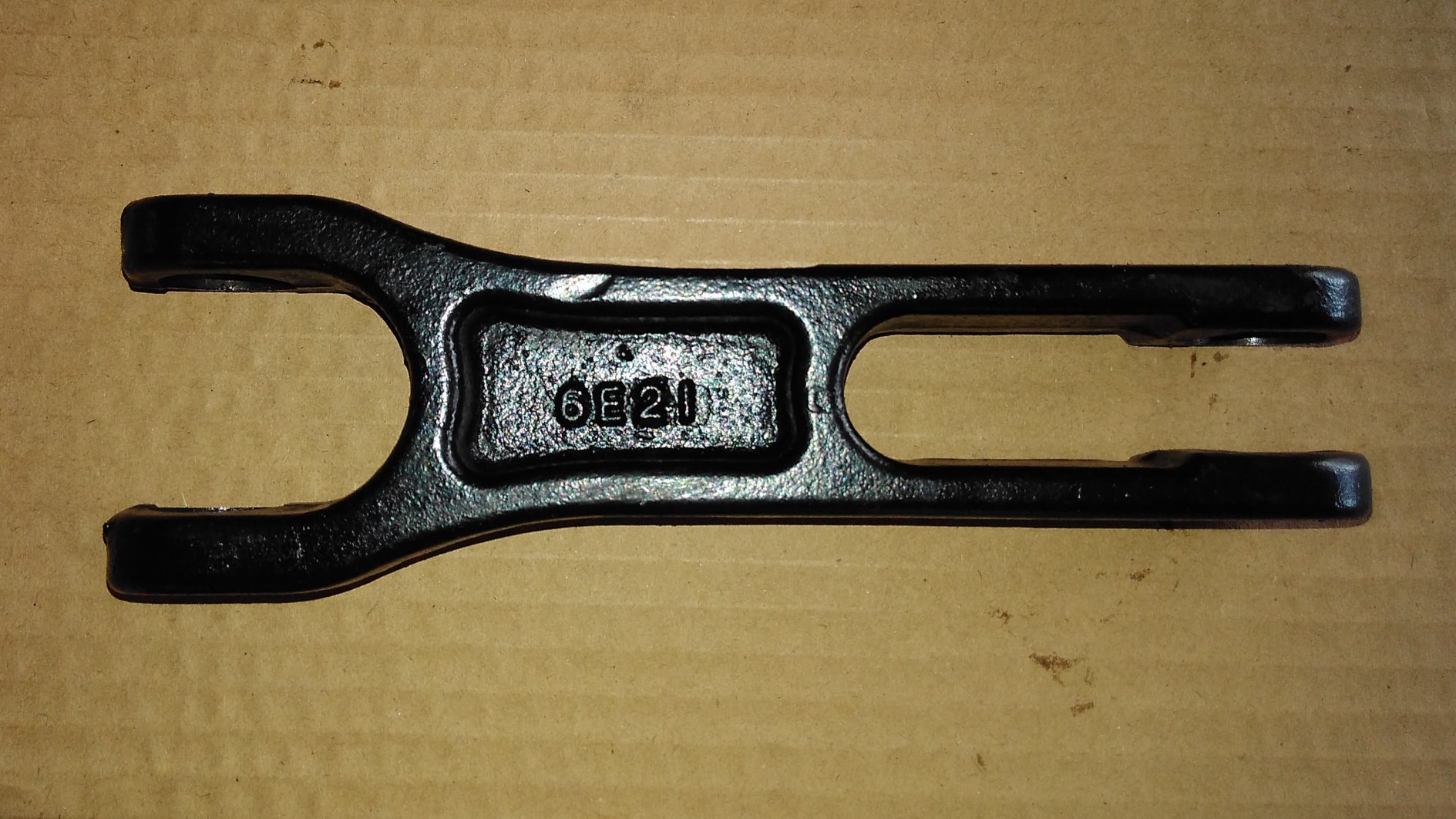 BEARING FLANGES